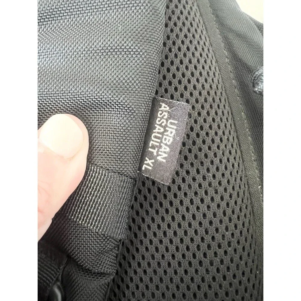 CamelBak Urban Assault XL Black Backpack Great Condition Durable Gear Hiking